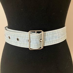 Denim belt